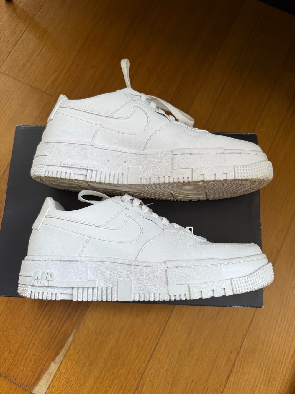 Nike Women's Air Force 1 Pixel Sneakers - White Sz 9 - Used - Picture 8 of 14